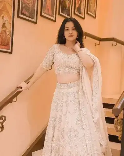 Escort Service In Mendarda
